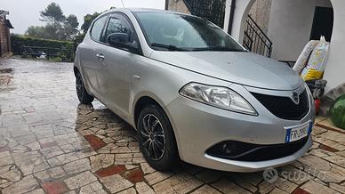 Lancia Ypsilon 1.2 GPL /benzina 