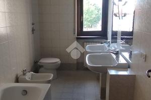 COMPLESSO A CARONNO PERTUSELLA