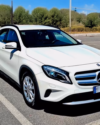 Mercedes GLA 200 d Automatic Permuto