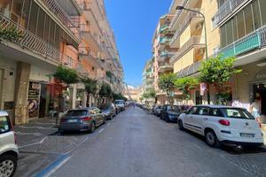 Negozio Portici [Cod. rif 3325354ACG] (Granatello)