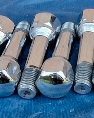 10 bulloni e 3 valvole originali Ferrari