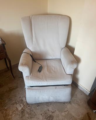 Poltrona elettrica reclinabile