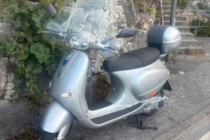 VESPA PIAGGIO 125 ET DEL 2002 iscritta ASI