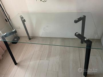 tavolo da pranzo in vetro