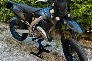 Tm EN125