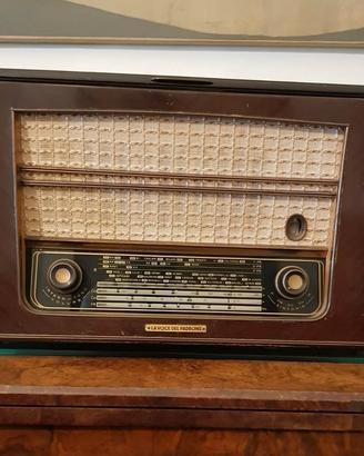 RADIO la voce del padrone