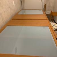 Tavolo da pranzo in vetro allungabile con 4 sedie