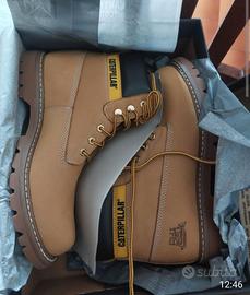 Scarponcini caterpillar nuovi