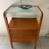 Mobiletto in ciliegio