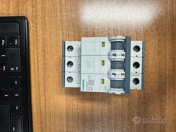 Interruttore magnetotermico Siemens 5SY6320-7