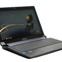 Asus Intel core i7 8/500 GB W11