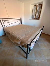 Letto matrimoniale