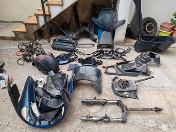 Ricambi vari Yamaha Majesty 125-150