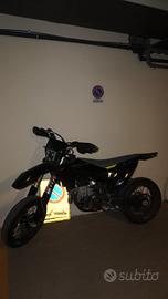 HUSQVARNA FC 450 2025 MOTARD