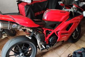 Ducati 848 evo