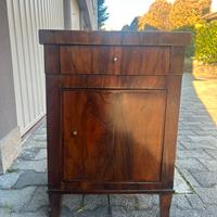 Comodino d’epoca