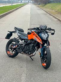 KTM Duke 125 2024