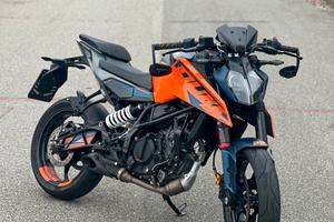 KTM Duke 125 2024