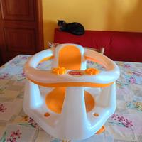 seggiolino per il bagnetto 