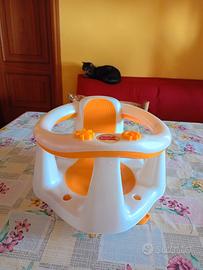 seggiolino per il bagnetto 