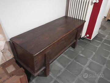 Cassapanca / Madia antica