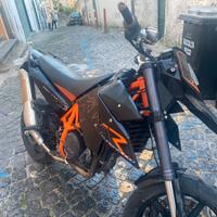 Ktm 690 supermoto