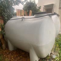 Due recipienti da 5000 litri