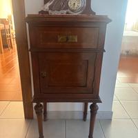 Mobiletto con piano in marmo rosso Venezia