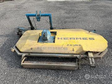 Piatto taglia erba marca Hermes da 2 m