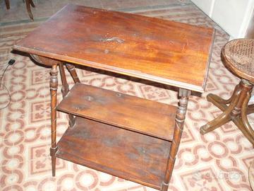 Tavolino/consolle vintage con ripiani