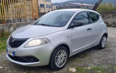 LANCIA YPSILON ECOCHIC 1.2 GPL