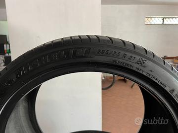 Michelin Pilot Sport 4 295/35/21 Dot 11.21