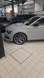 skoda superb IV Sportline 
