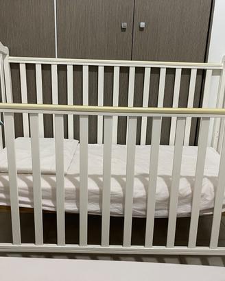 Lettino e fasciatoio con vaschetta per bambini