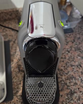 Macchina caffè Nespresso 