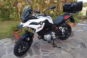 BMW F 750 GS (FULL OPTIONAL)