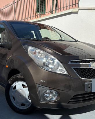 Chevrolet Spark 1.0 LS. 2013