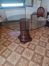 Vintage. Tavolo in cristallo e 4 sedie