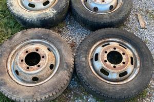 ruota,gomme e cerchio iveco daily 16H1x 5JK