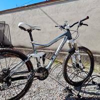 Bicicletta Kona Abra Cadabra