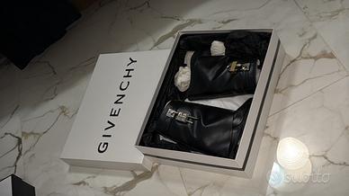 Stivale Givenchy