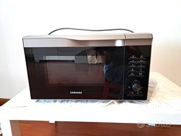 FORNO A MICROONDE