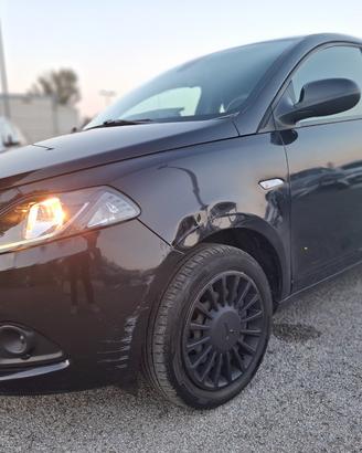 LANCIA Ypsilon 1.0 FireFly 5p.S&S Hybrid Silver