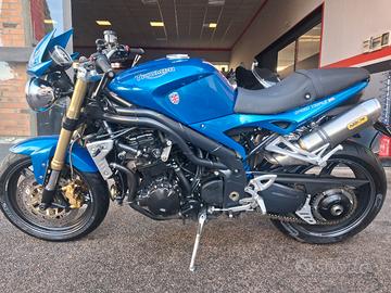Triumph 1050 