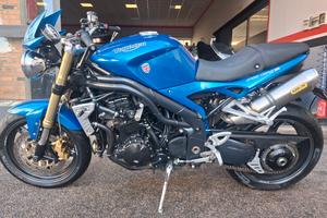 Triumph 1050 
