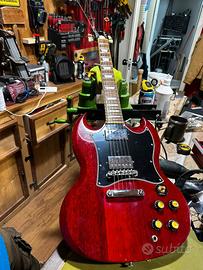 chitarra elettrica stile SG Photogenic