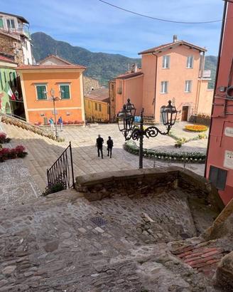 Appartamento di 104 m² con 5 locali a Perinaldo