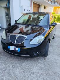 Lancia Y