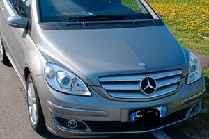 Mercedes classe b 150 benzina automatica