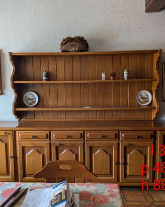tavolo, sedie, credenza, piattaia, mini bar
